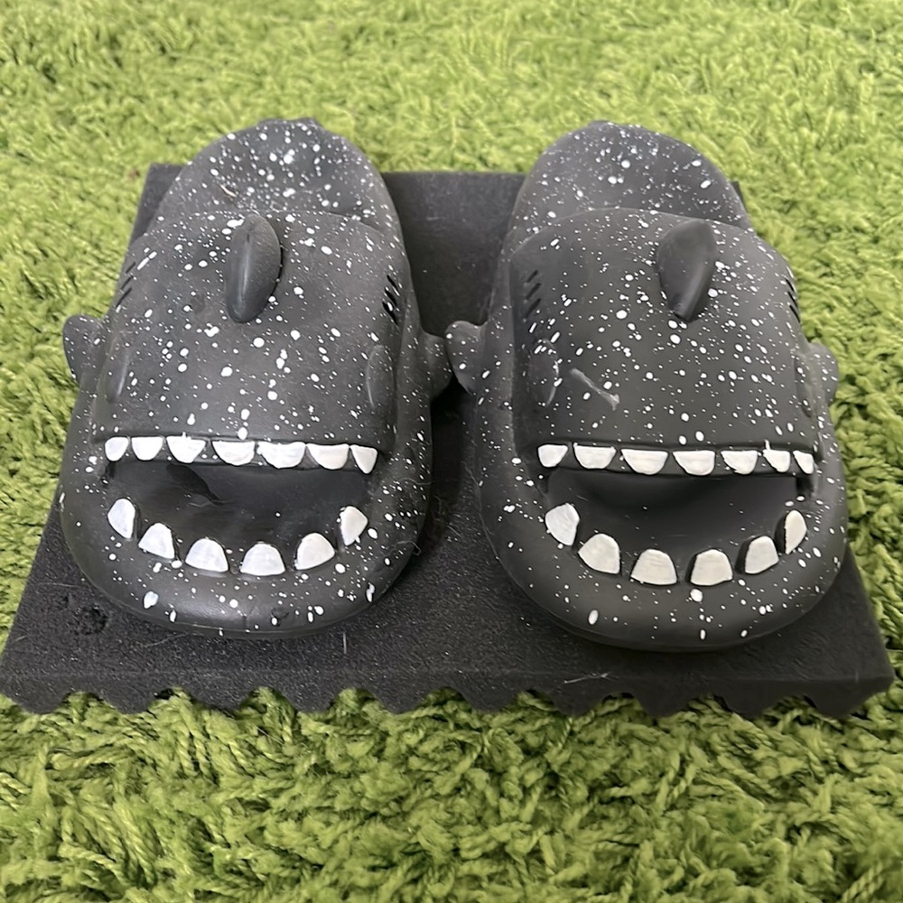 Black and white splatter Shark Slides